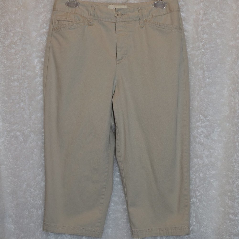 St. John's Bay ladies capri pants size 8